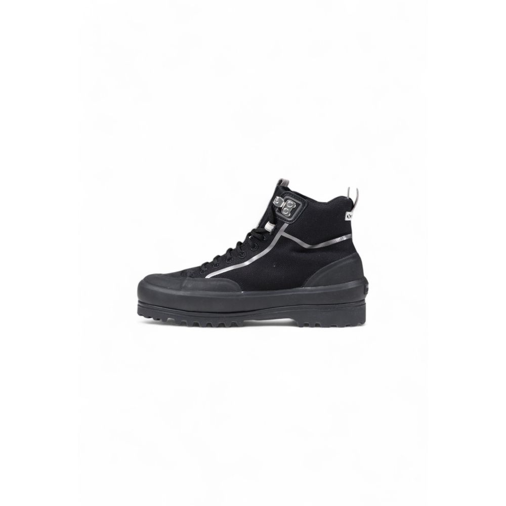 Baskets en toile noires Superga