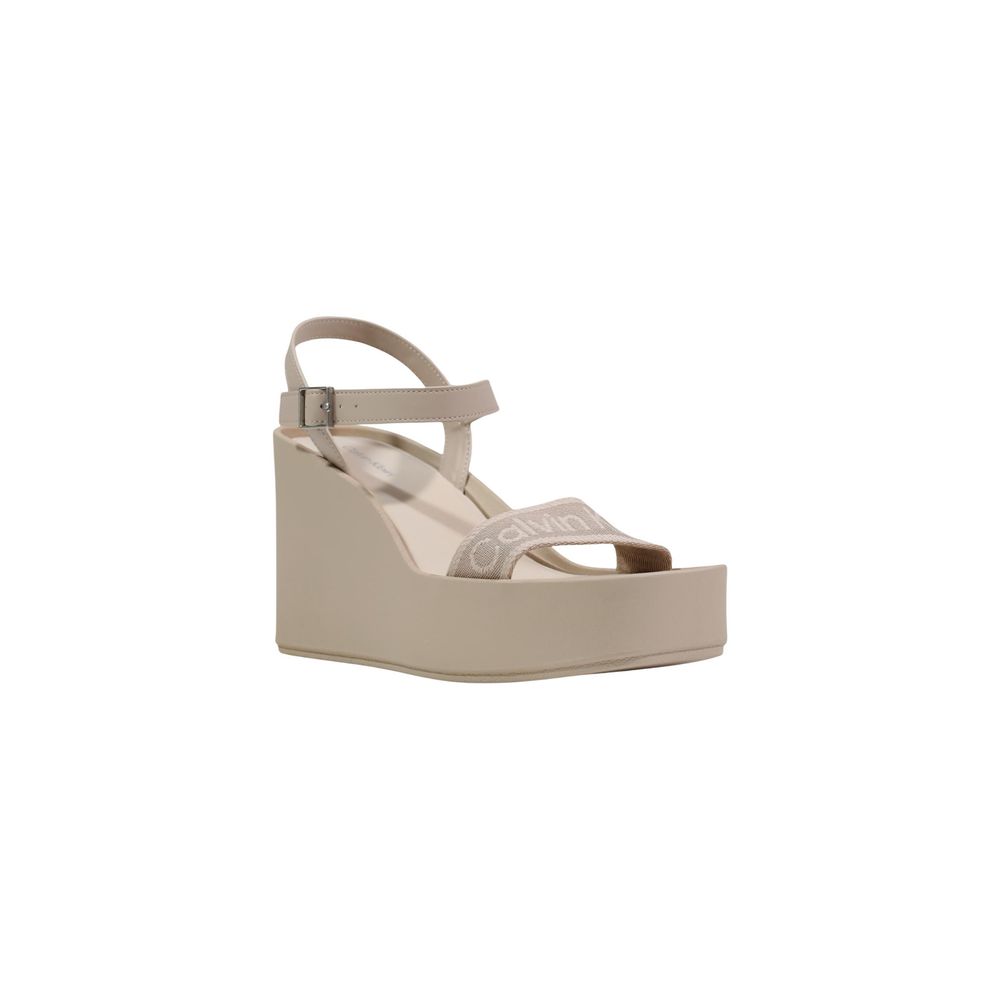 Calvin Klein Beige Polyethylen-Sandale