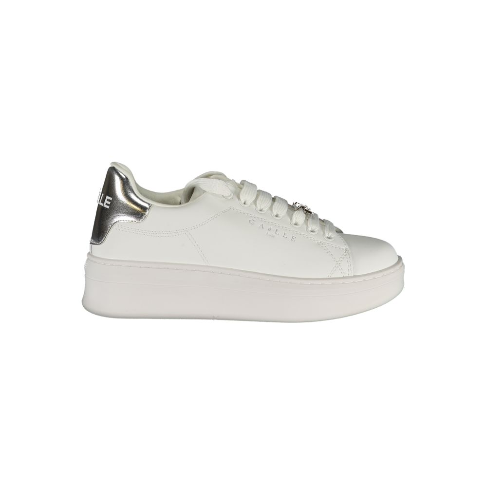Baskets blanches Gaelle Paris en polyester style athlétique