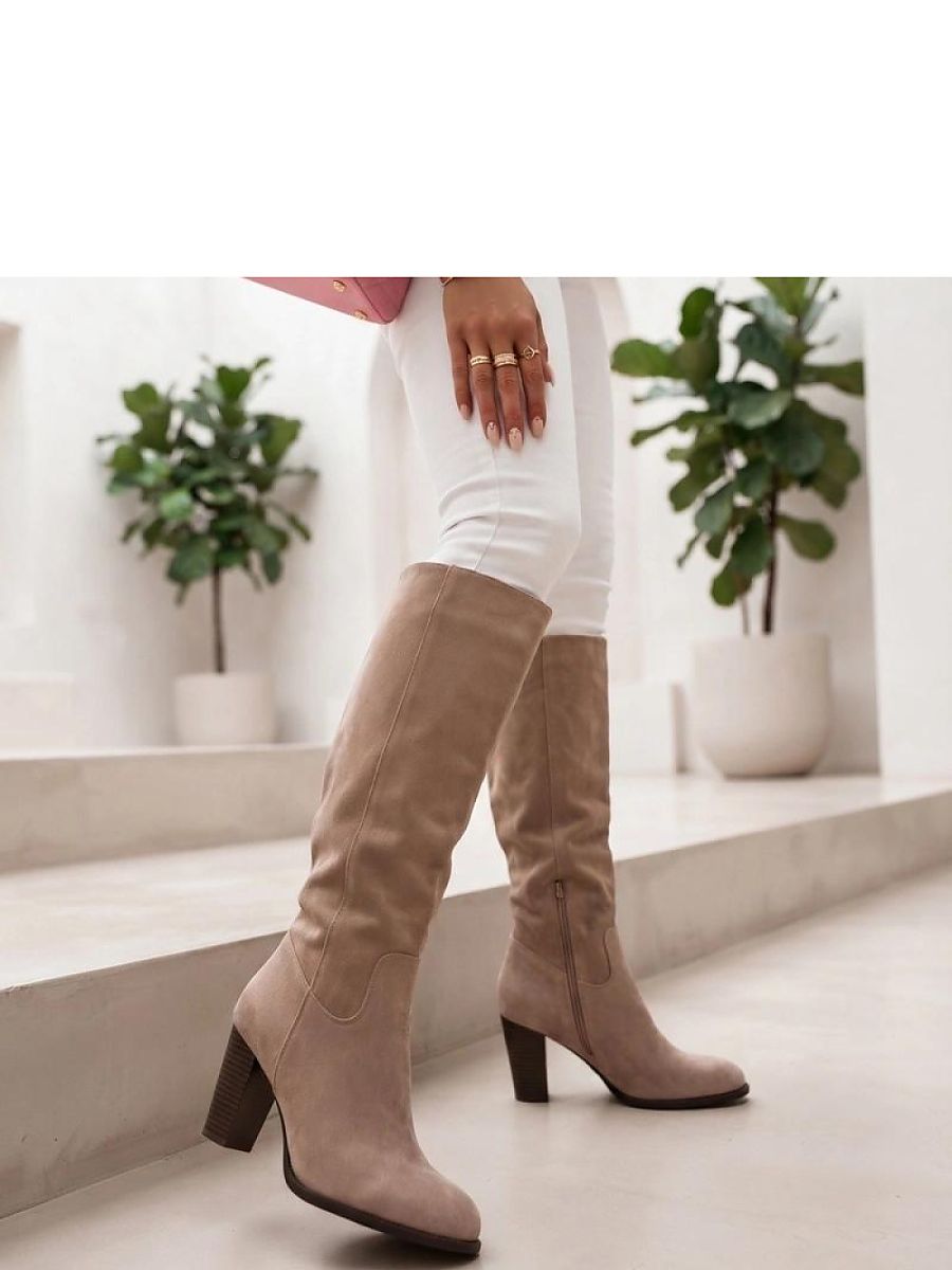 Stiefel mit Absatz Modell 230771 Solea